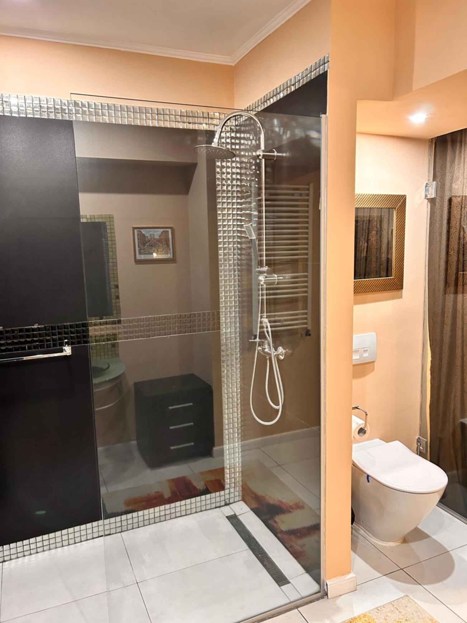 Persepolis Apartment Bucureşti Ngoại thất bức ảnh